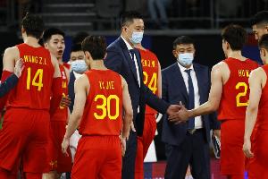 苏群：当年我为杜锋据理力争一般人看不懂 评论不依不饶没有人性
